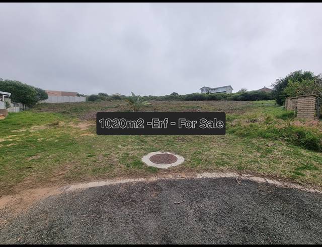 1,020M² VACANT LAND FOR SALE IN DANA BAY